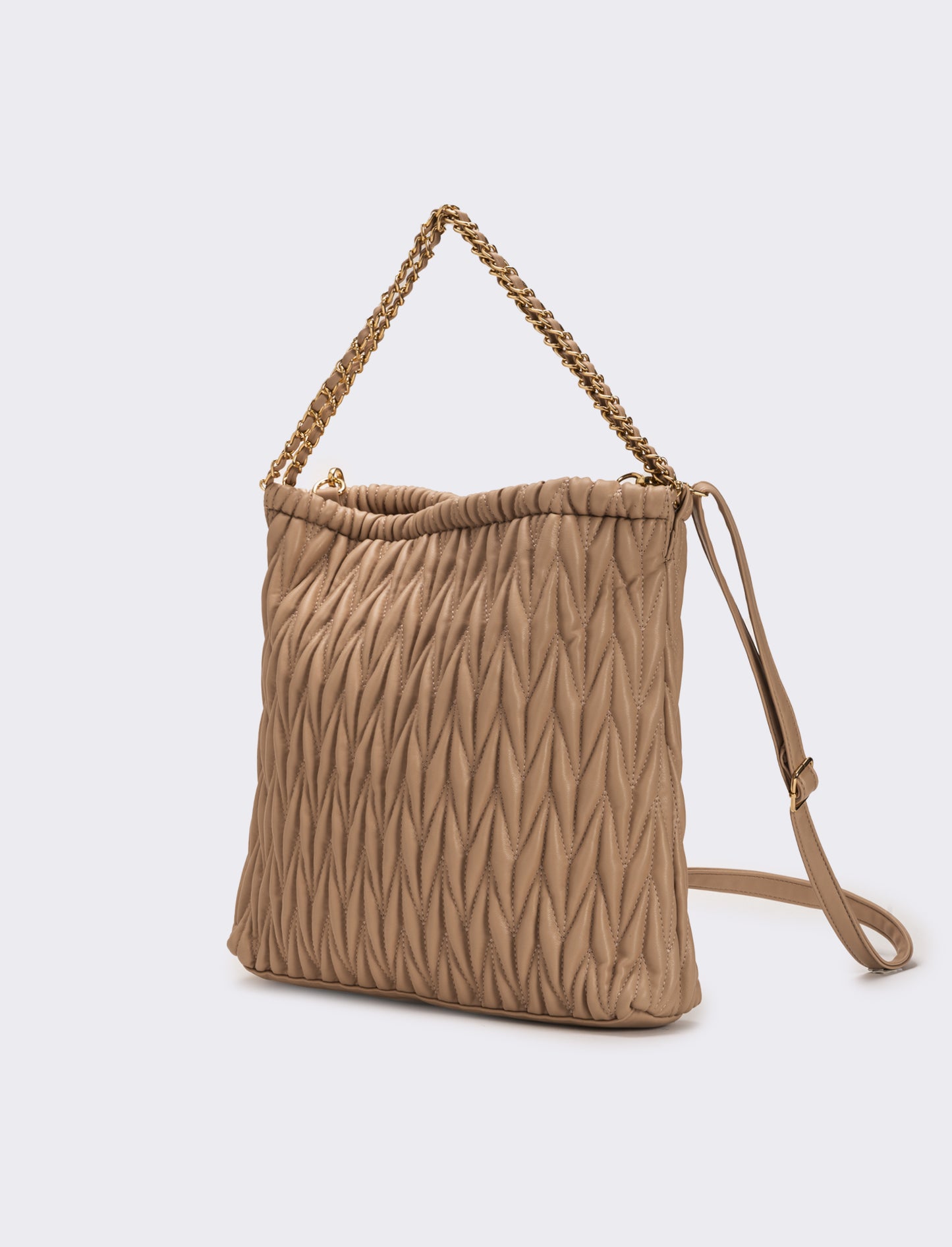 Shopping goffrata con patta e tracolla catena infilata - Beige