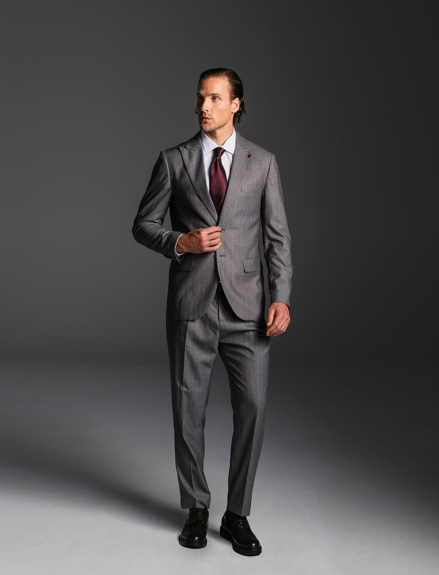 PANTALONI A RIGHE DA COMPLETO FORMAL FIT - Grigio fango