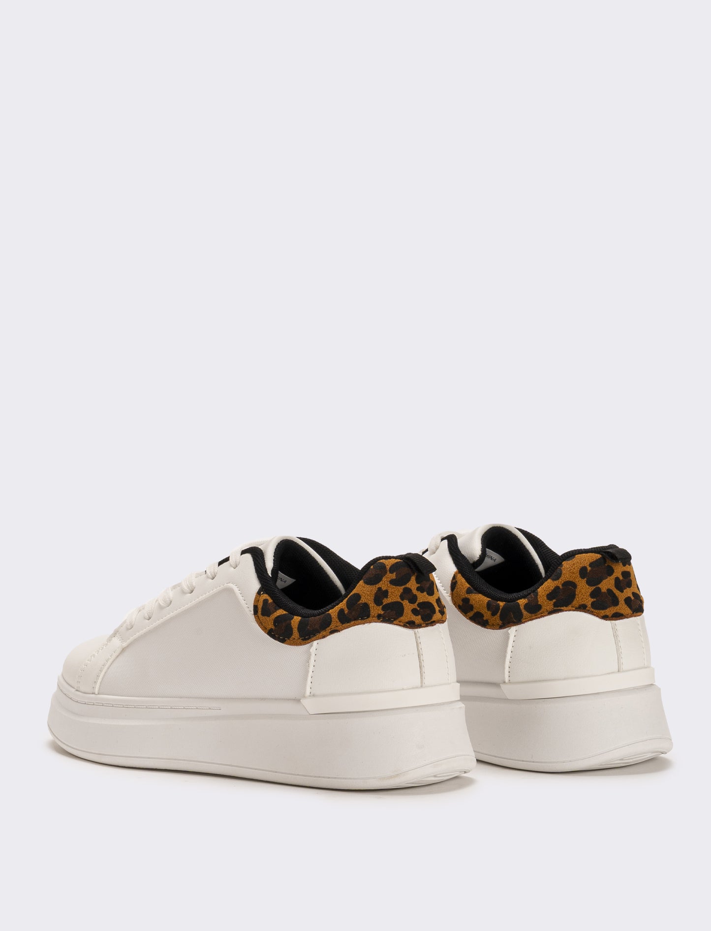Sneakers con riporto leopardato da donna - Bianco