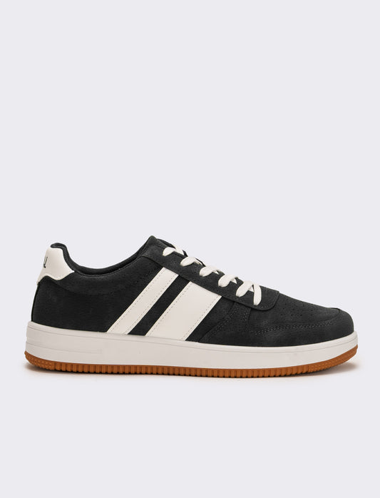 Sneakers con inserti bianchi da uomo - Nero