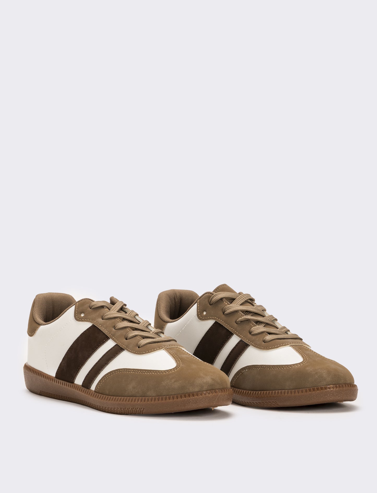 Sneakers con inserti laterali da uomo - Marrone