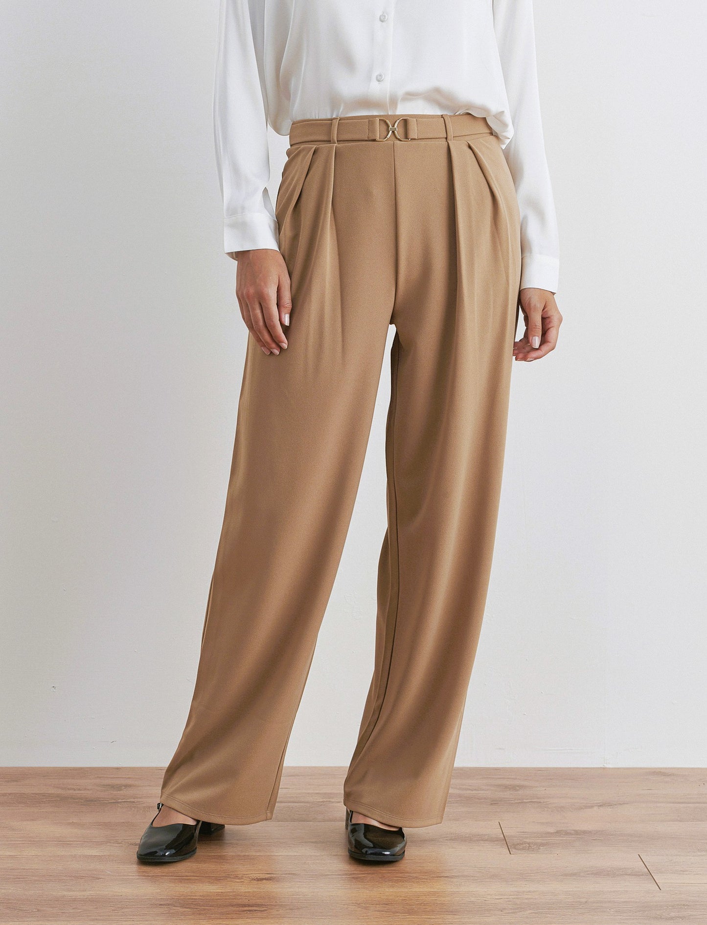 PANTALONE CON FIBIA E PENCE - Cammello