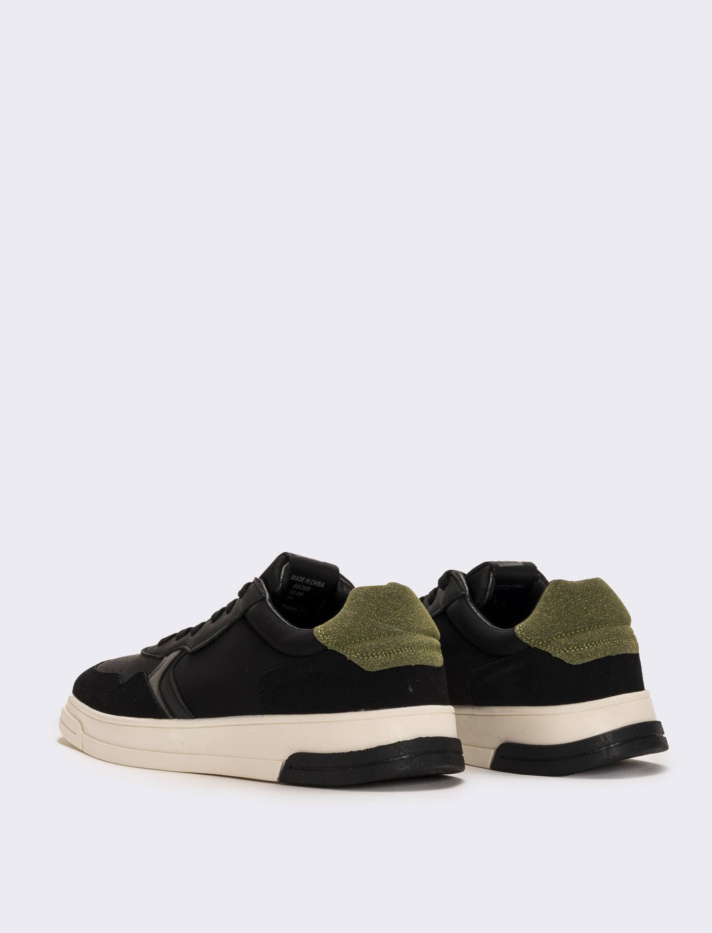 Sneakers con dettaglio sul tallone da uomo - Nero-verde
