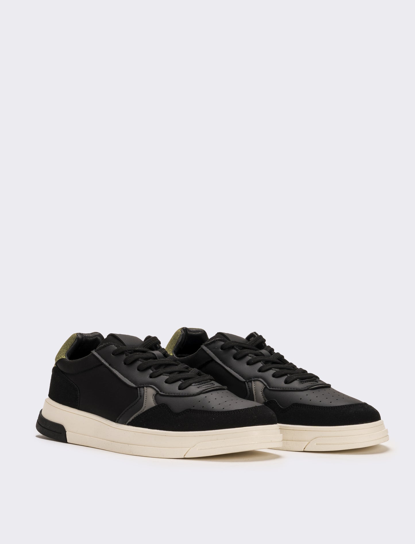 Sneakers con dettaglio sul tallone da uomo - Nero-verde
