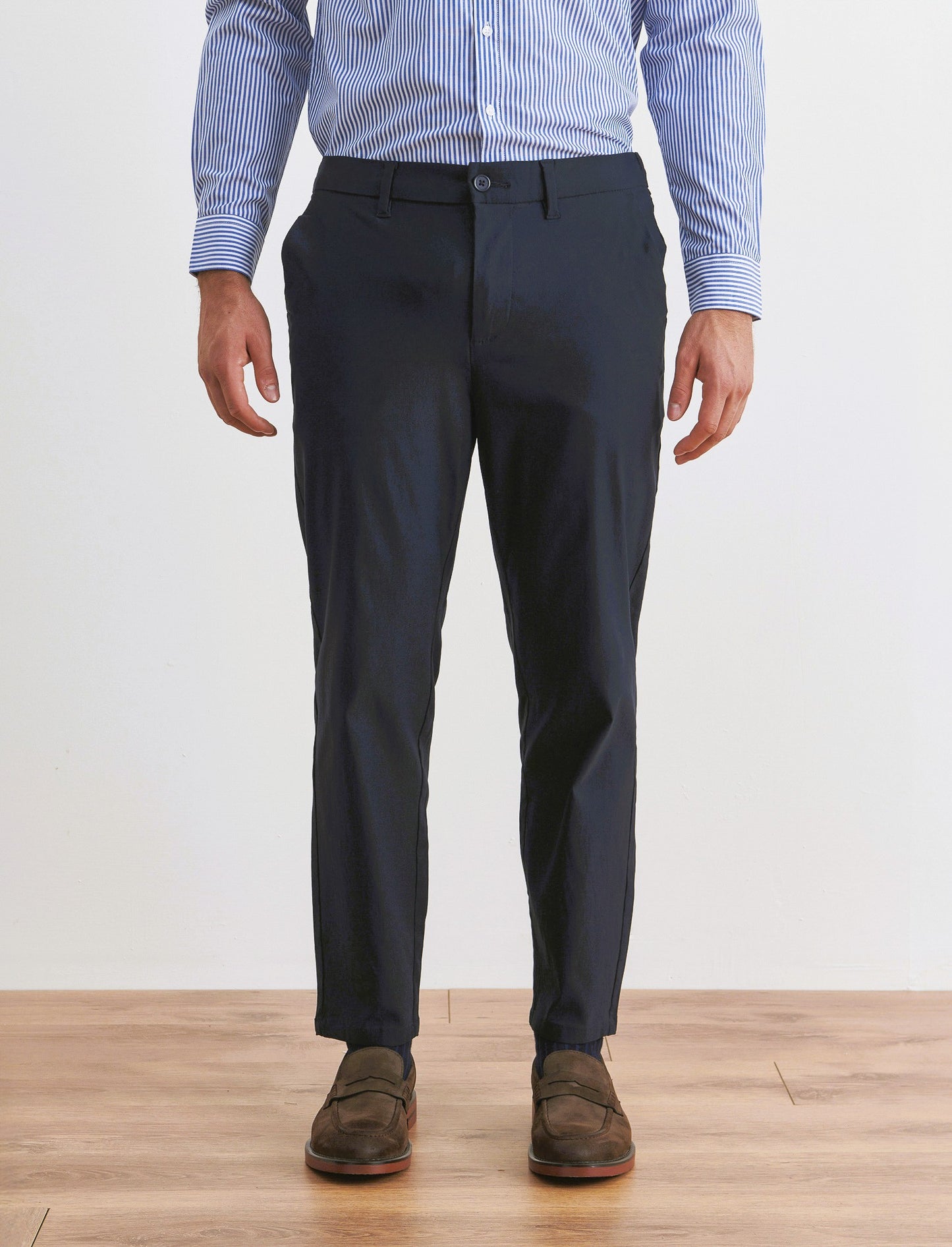 PANTALONI CHINO JOGGER IN TESSUTO TECNICO STRETCH - Blu