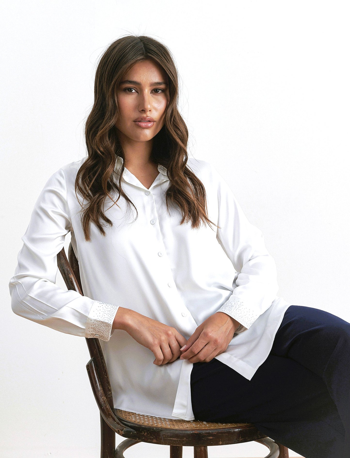 CAMICIA IN SATIN CON STRASS - Bianco latte