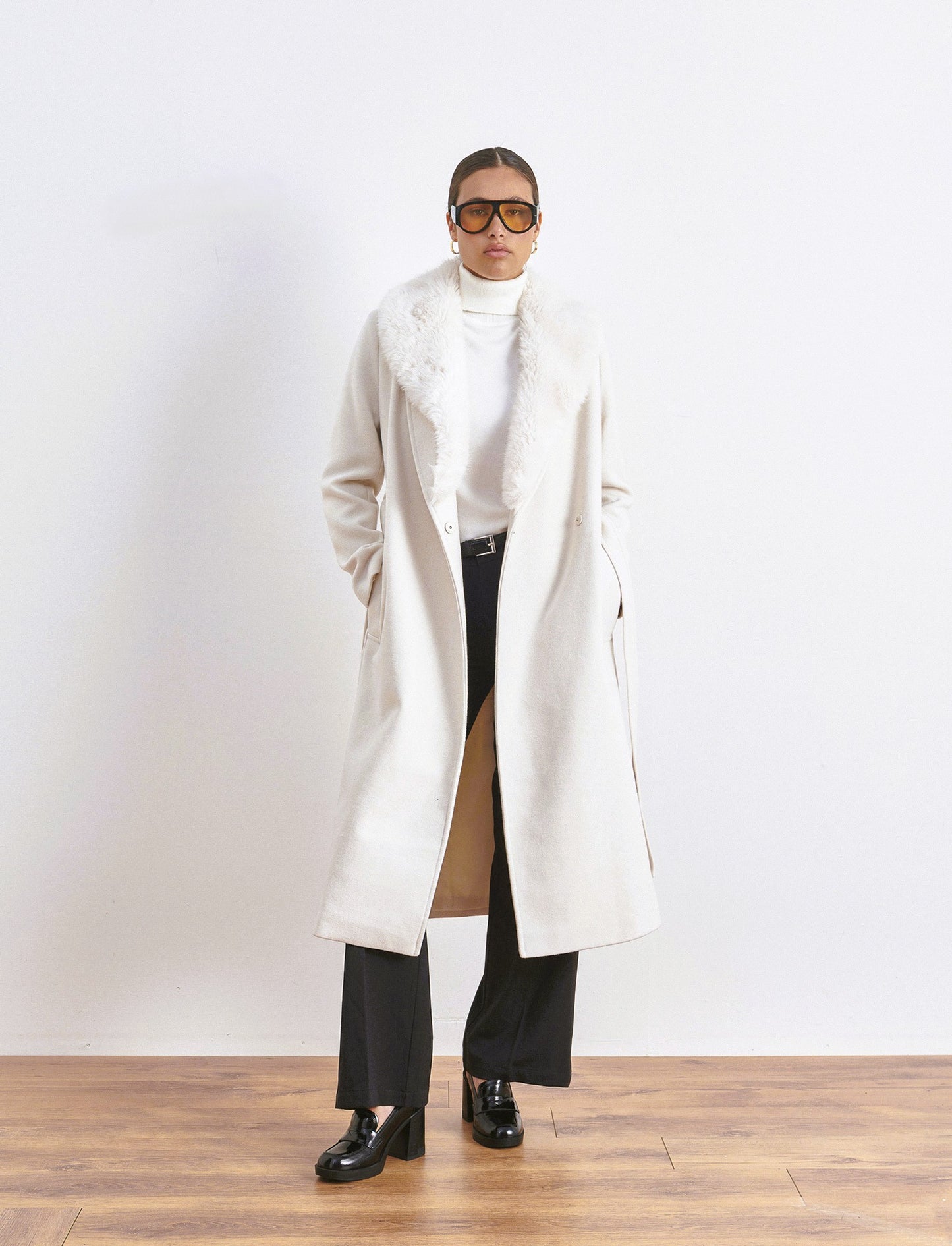 CAPPOTTO LUNGO CON COLLO IN FINTA PELLICCIA - Bianco gesso