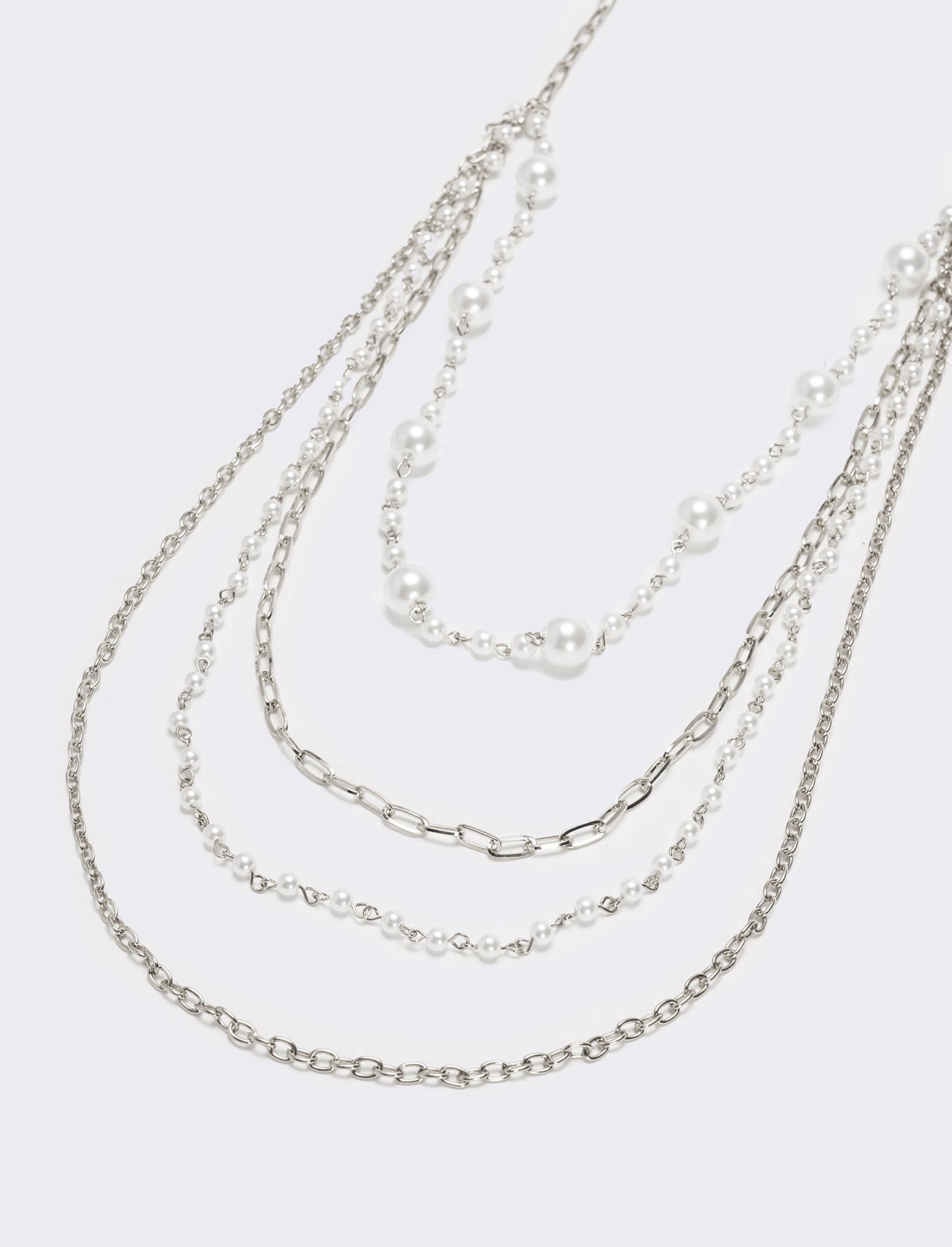 Collana con 4 catene e 2 fili di perle - Argento
