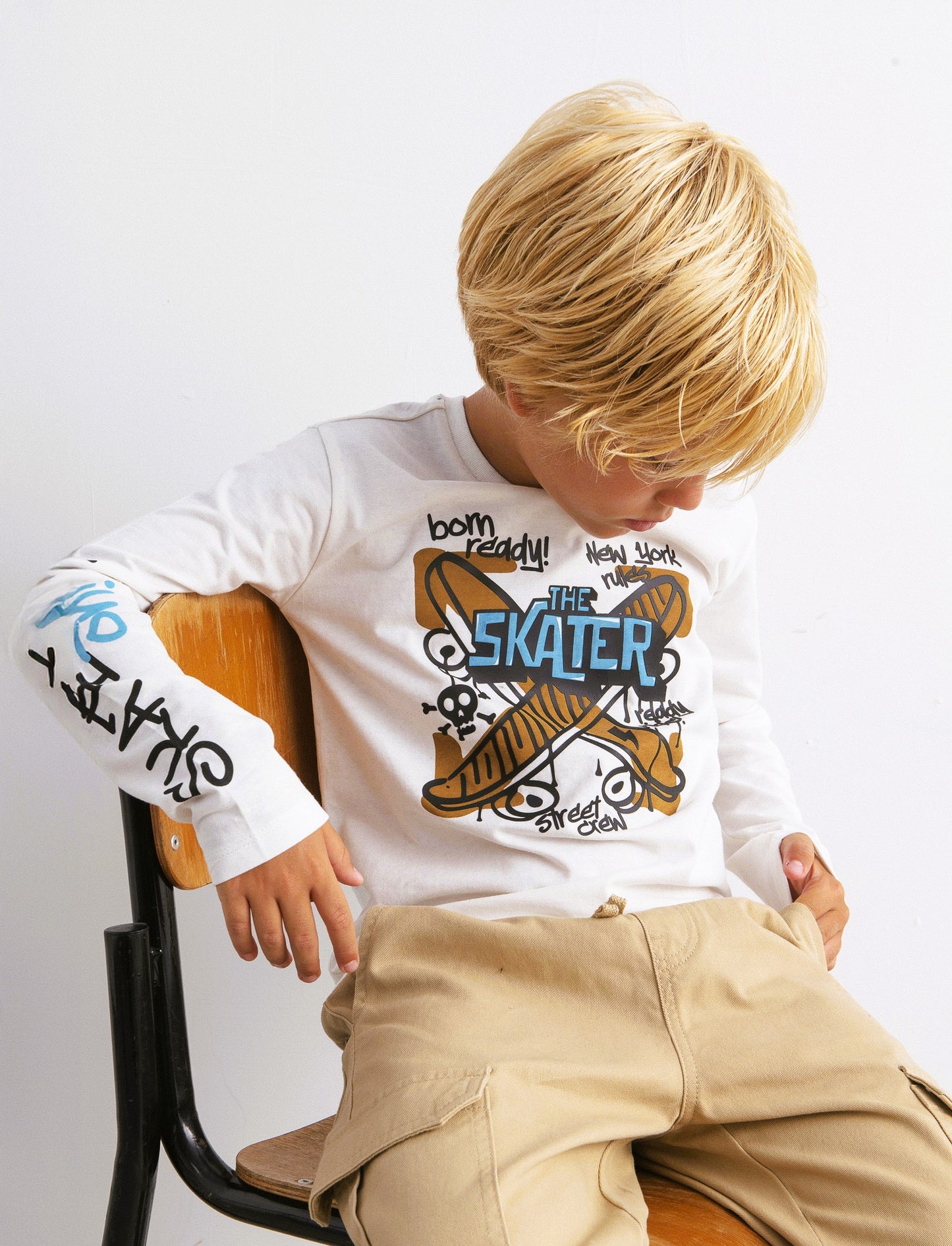 T shirt stampa skate graffiti. - Bianco latte