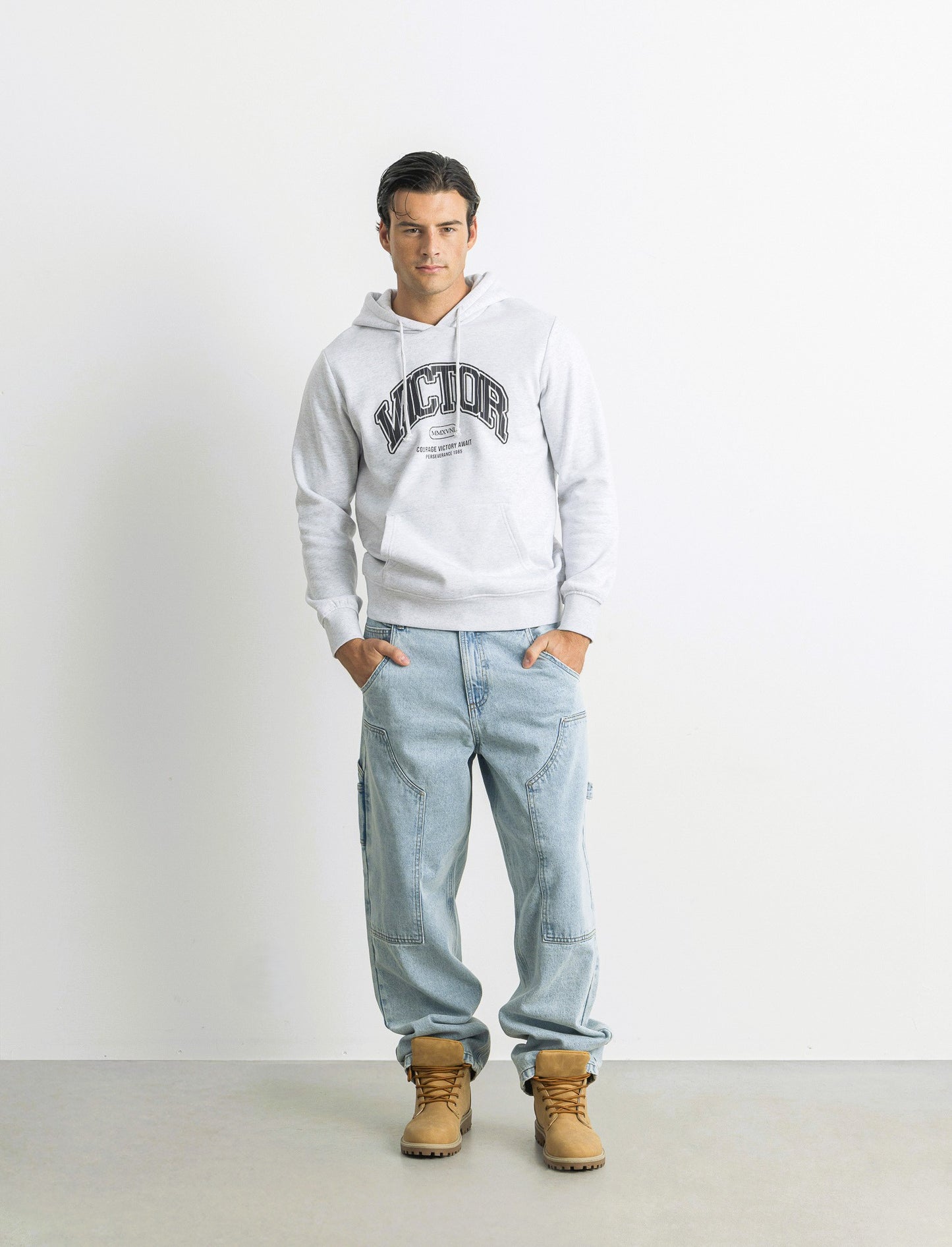 FELPA CON CAPPUCCIO CON STAMPA CRACK - Grigio melange
