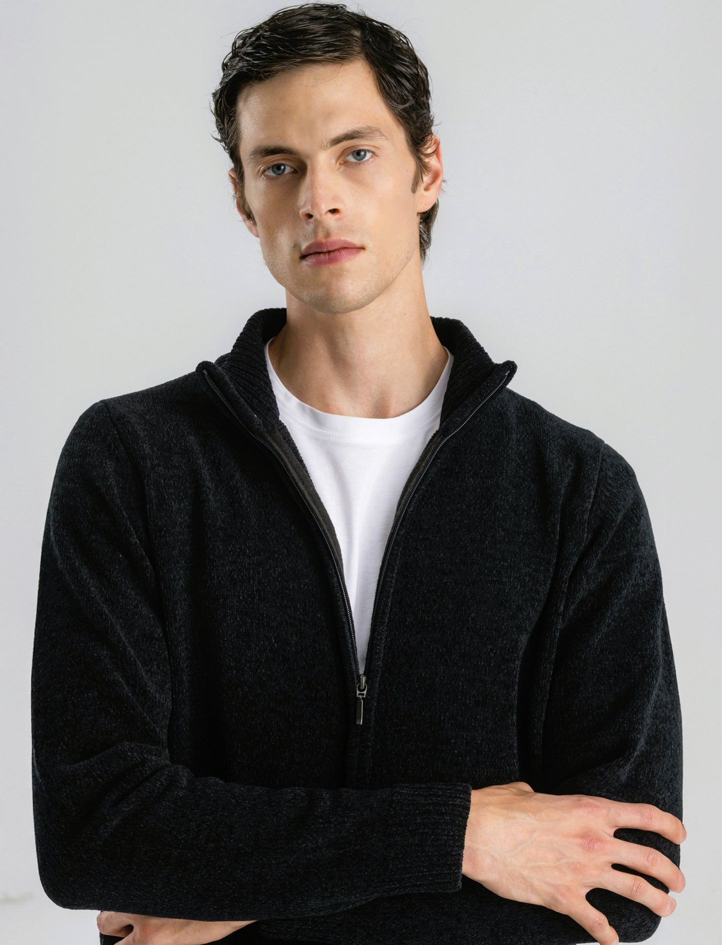CARDIGAN IN CINIGLIA COLLO ALTO CON CERNIERA. - Nero