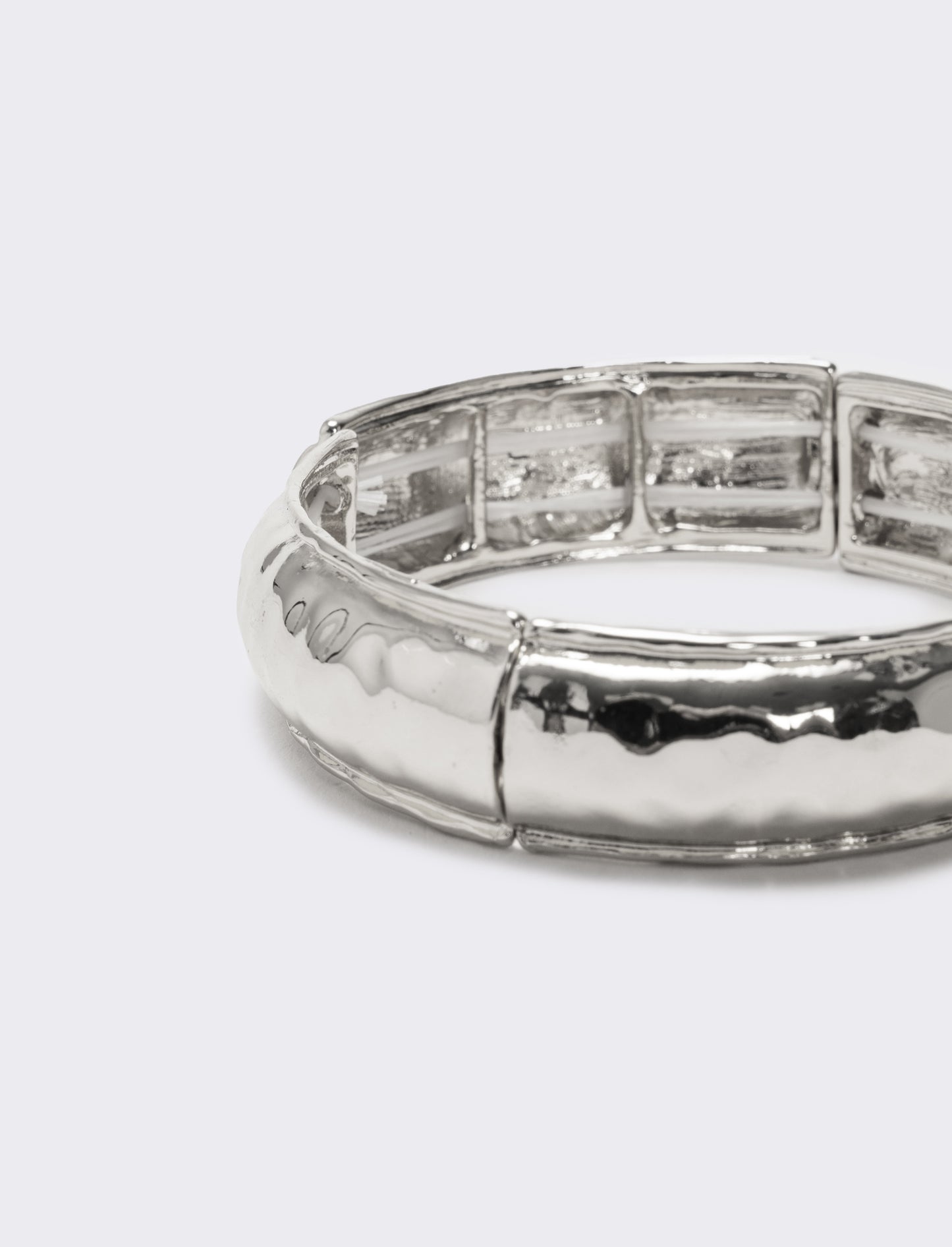Bracciale elastico effetto martellato - Argento