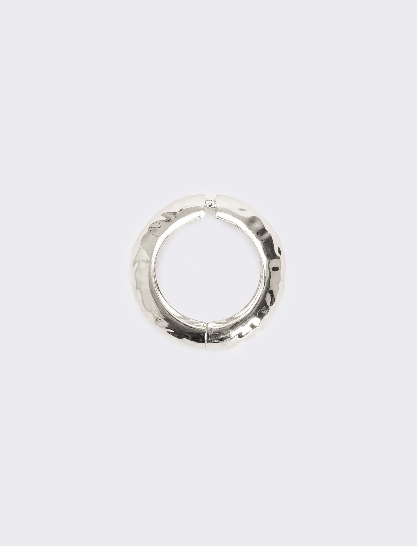 Bracciale rigido martellato chiusura a scatto - Argento