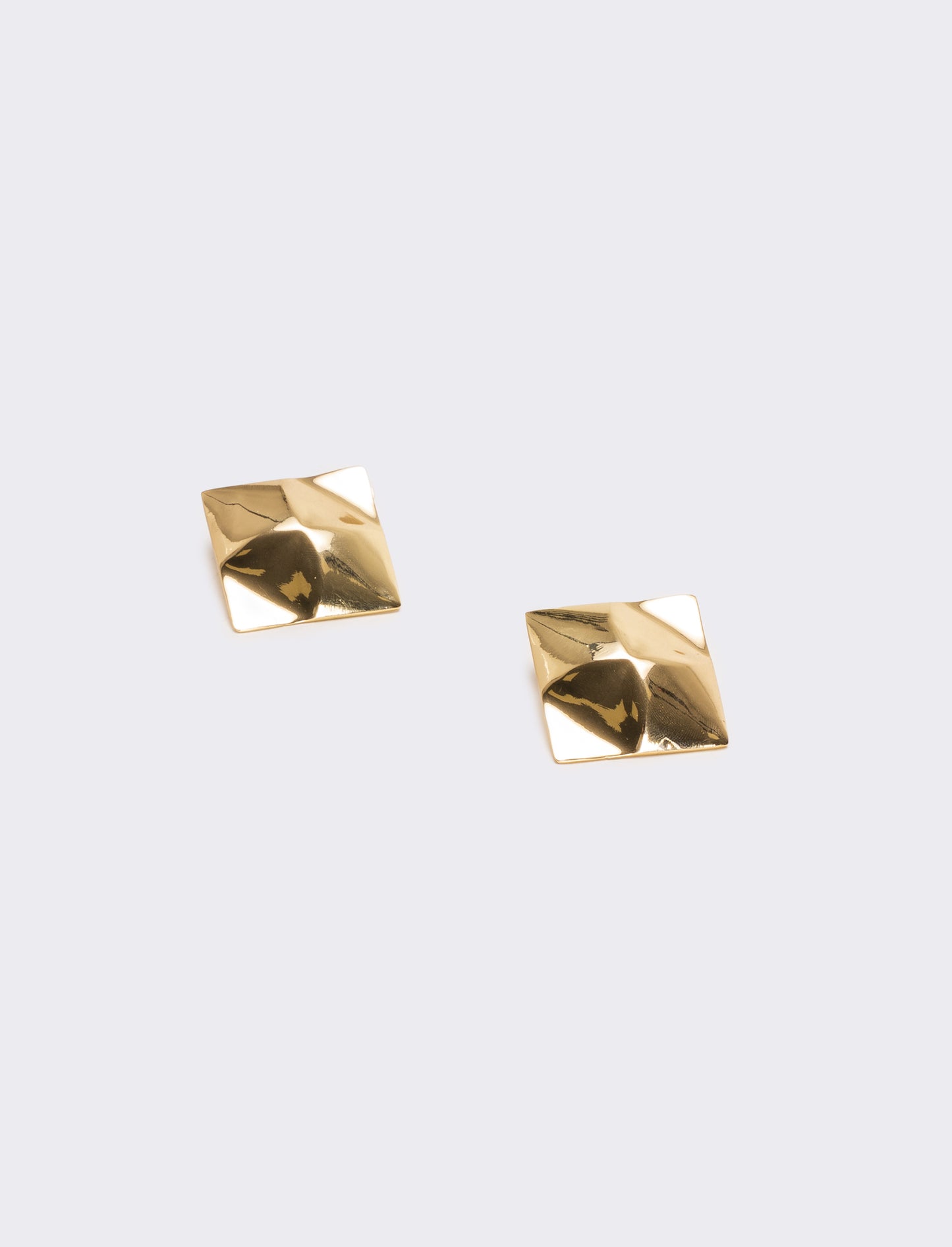 Orecchino bottone quadrato martellato - Oro