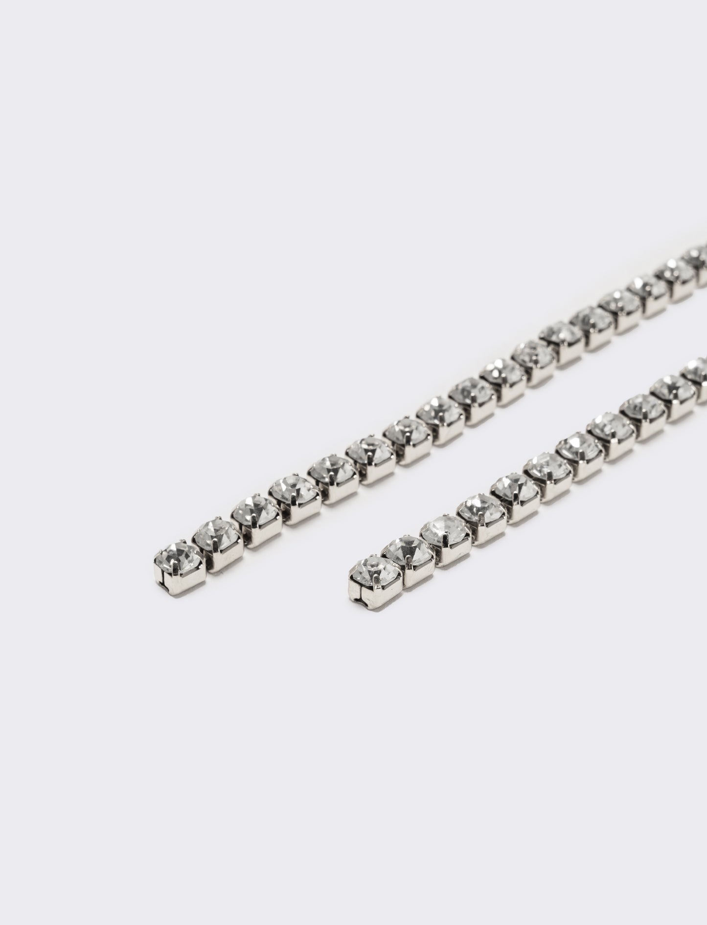 Orecchini fili pendenti con strass - Argento