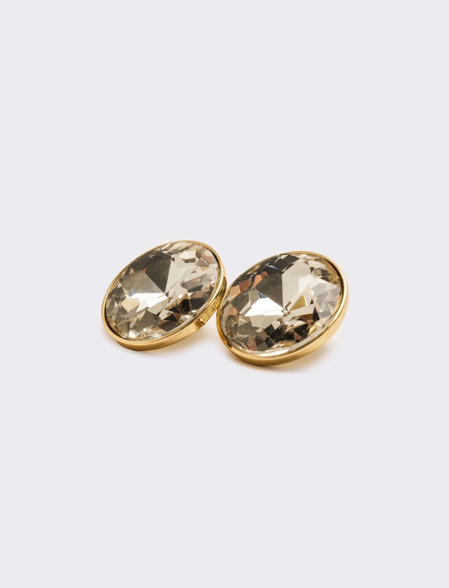 Orecchino bottone con pietra tonda e clips - Oro