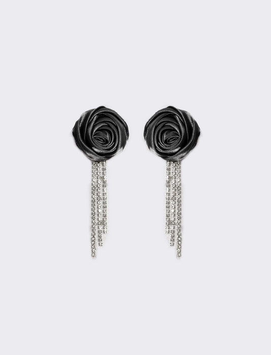 Orecchino con rosa in tessuto e strass - Nero
