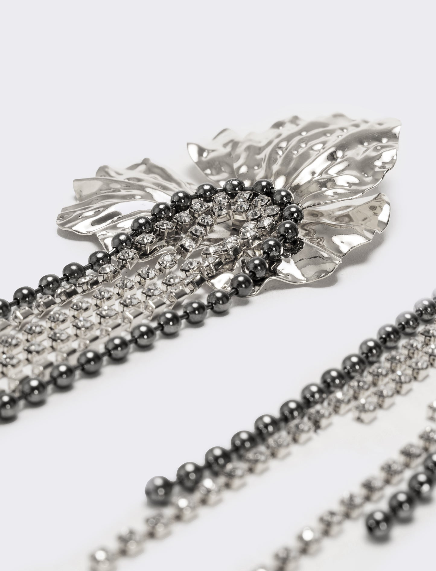 Orecchini fiori grandi con fili strass - Argento