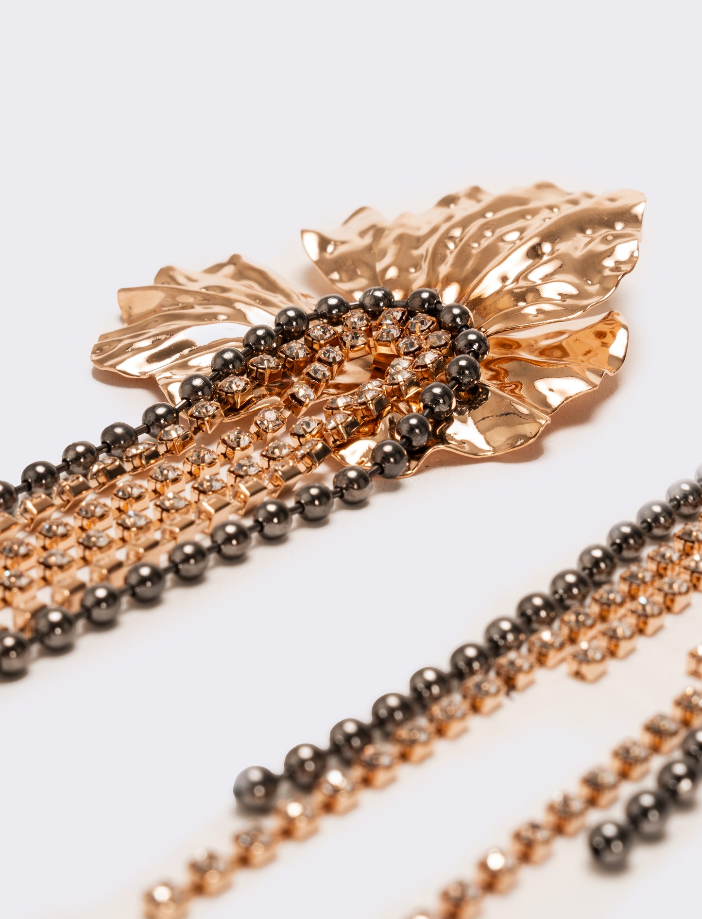 Orecchini fiori grandi con fili strass - Oro rosa