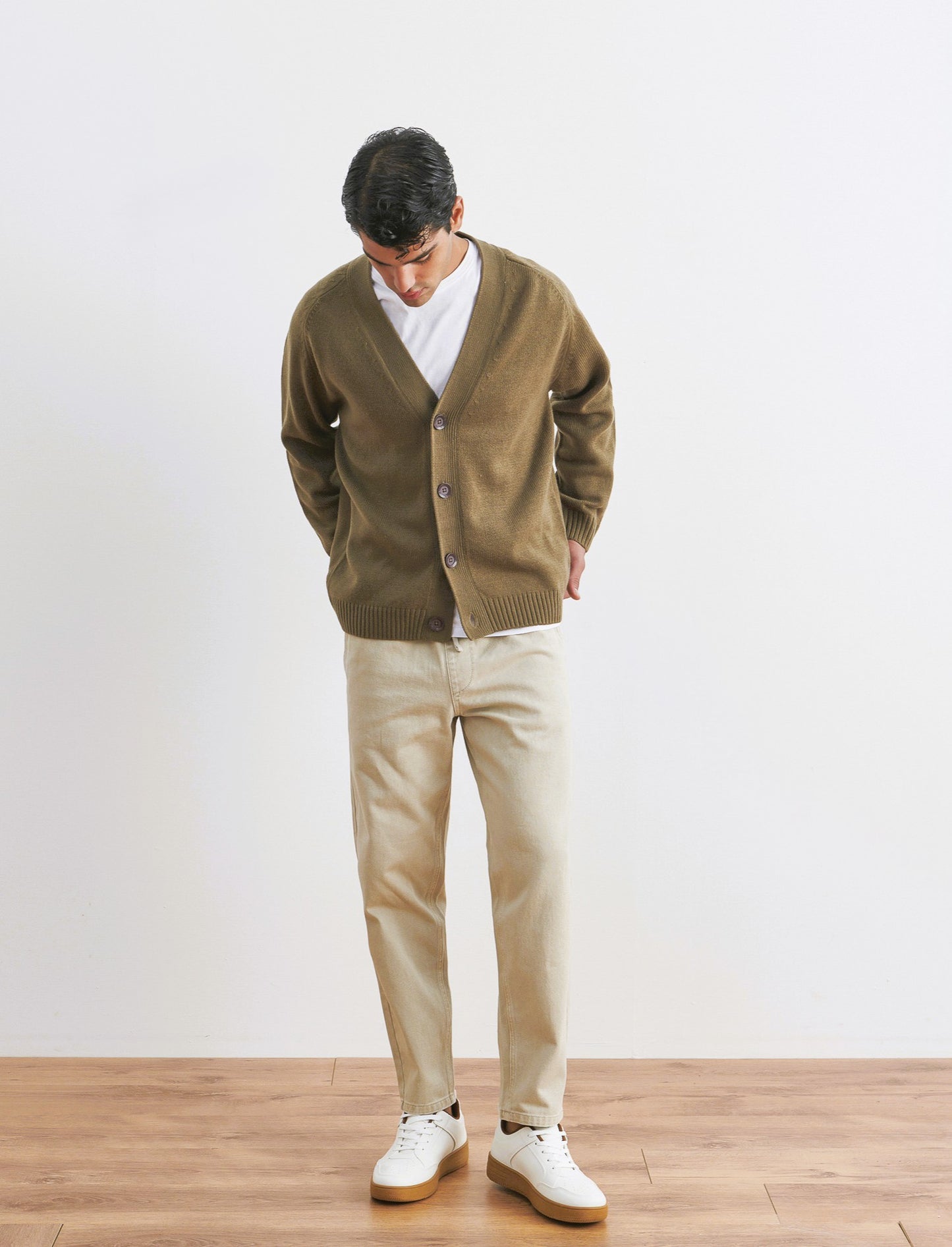 Maglia modello cardigan - Grigio fango