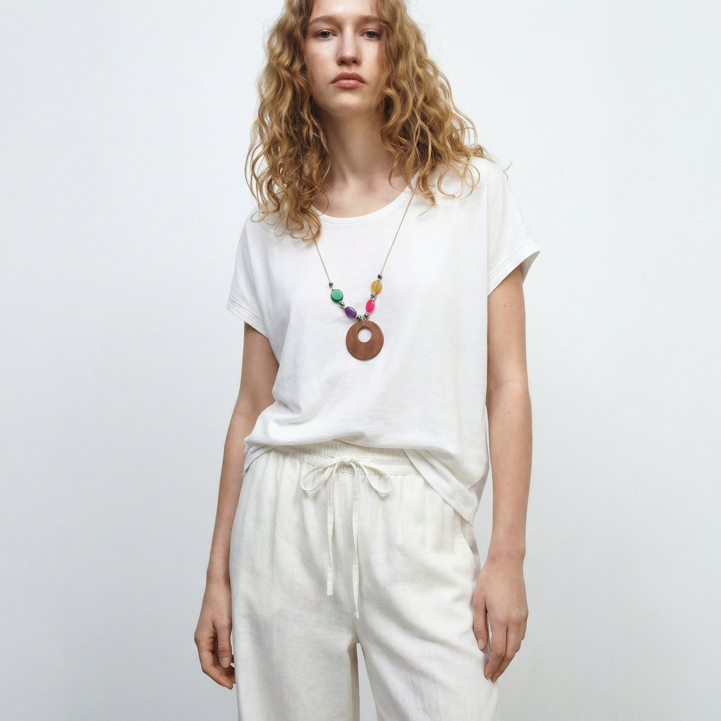 Blusa T con manica e scollo rotondo - Bianco