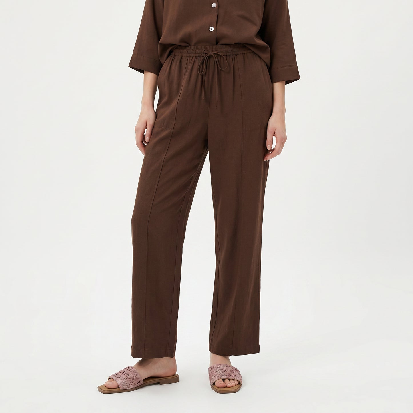 Pantaloni morbidi con coulisse in vita - Marrone tabacco