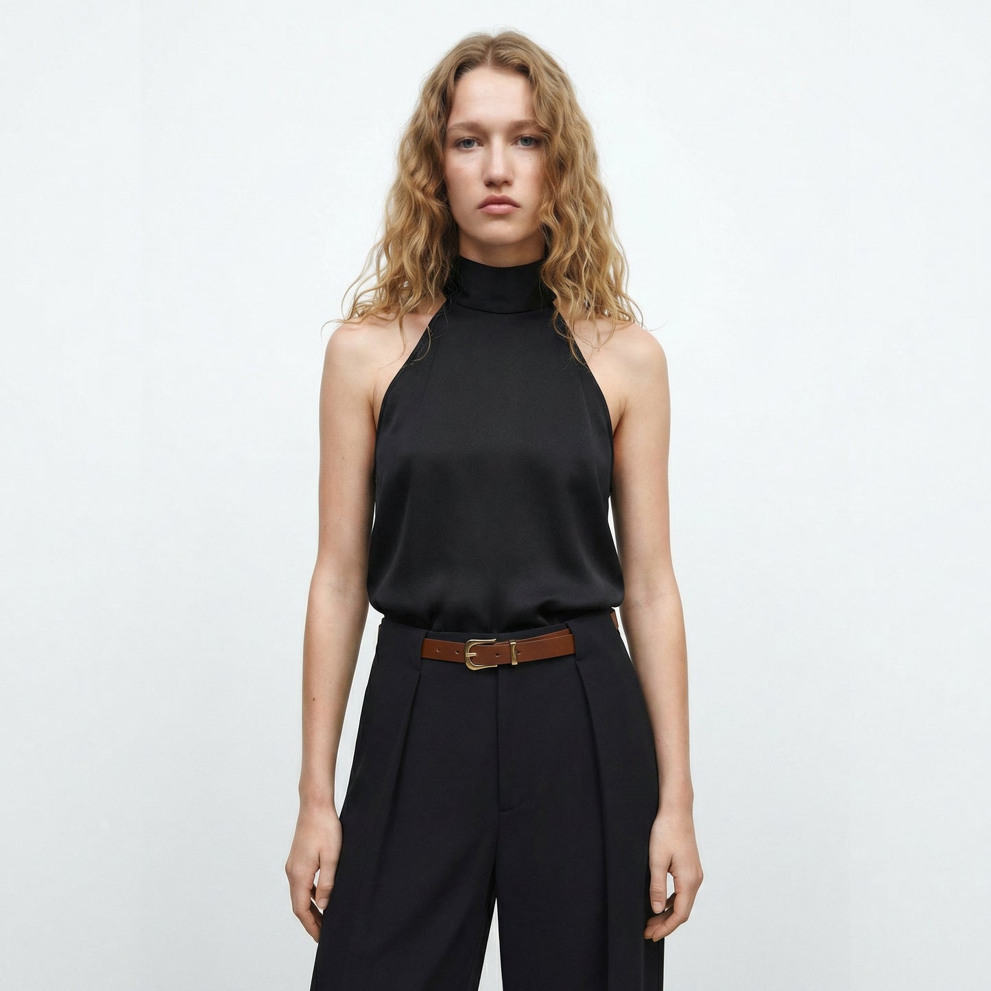 Top scollo all'americana morbido - Nero