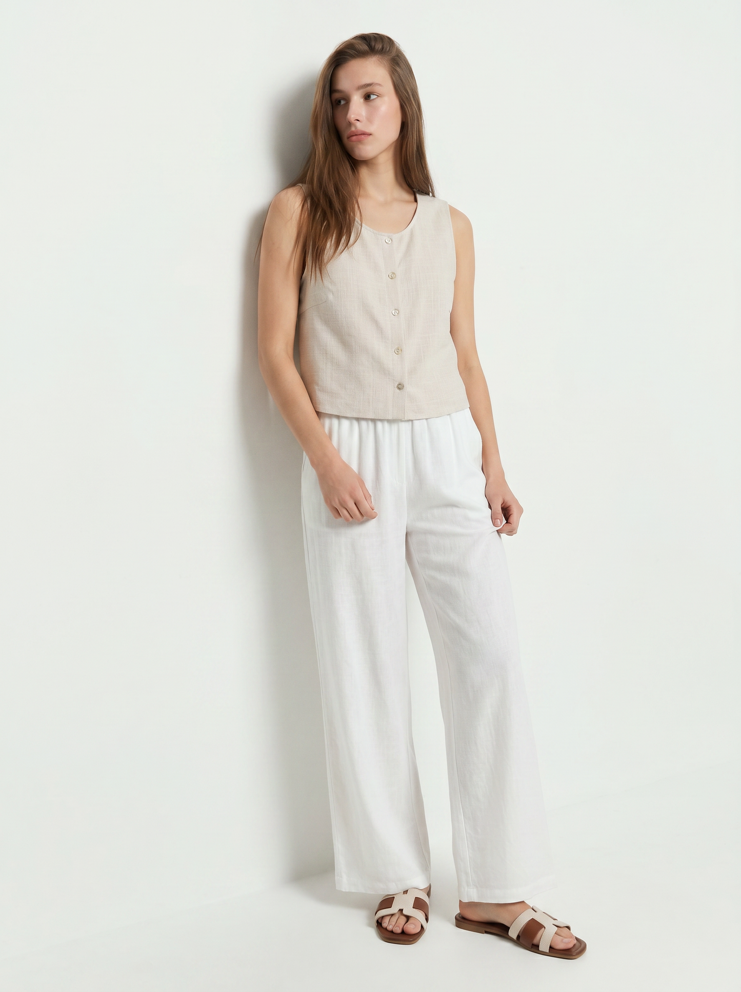 Elasticized Pants with Curvy Fit - White