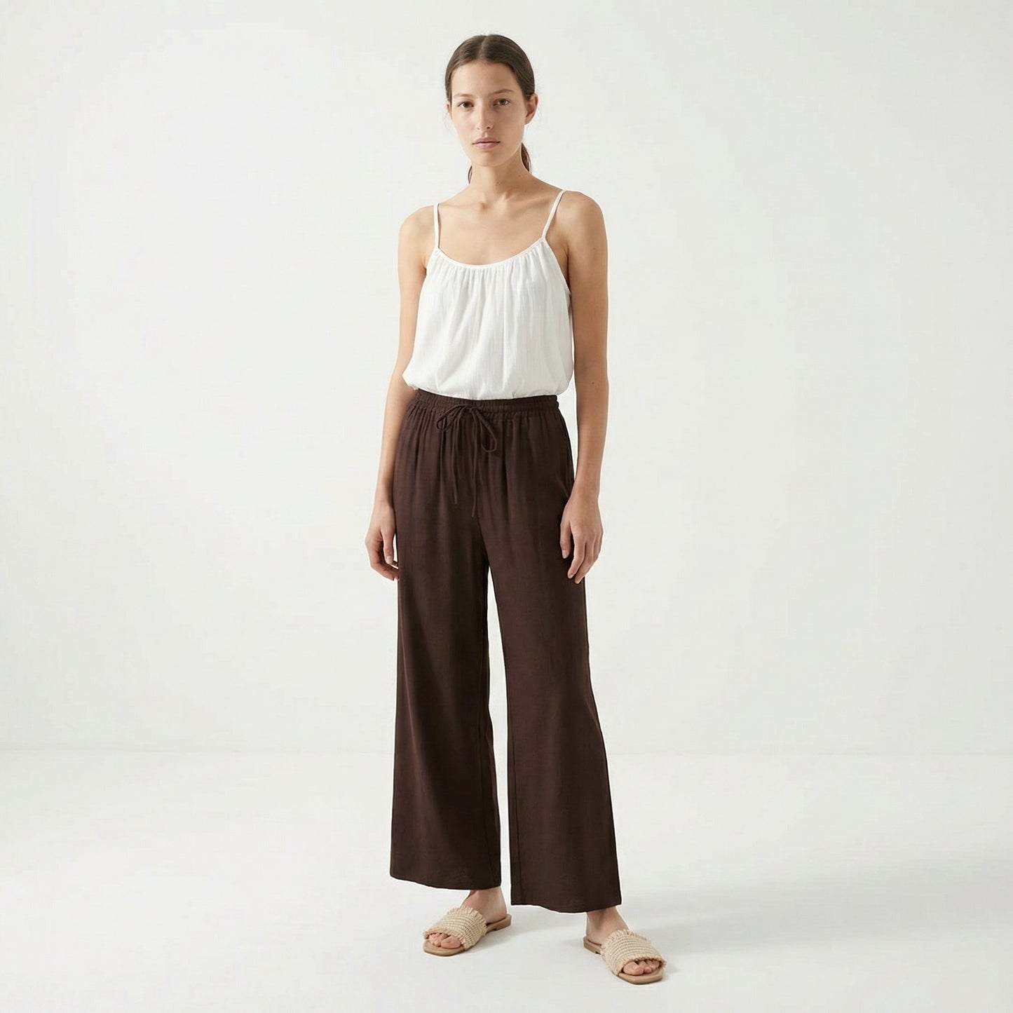 Bretelle Sottili con Vestibilità Comoda - Bianco