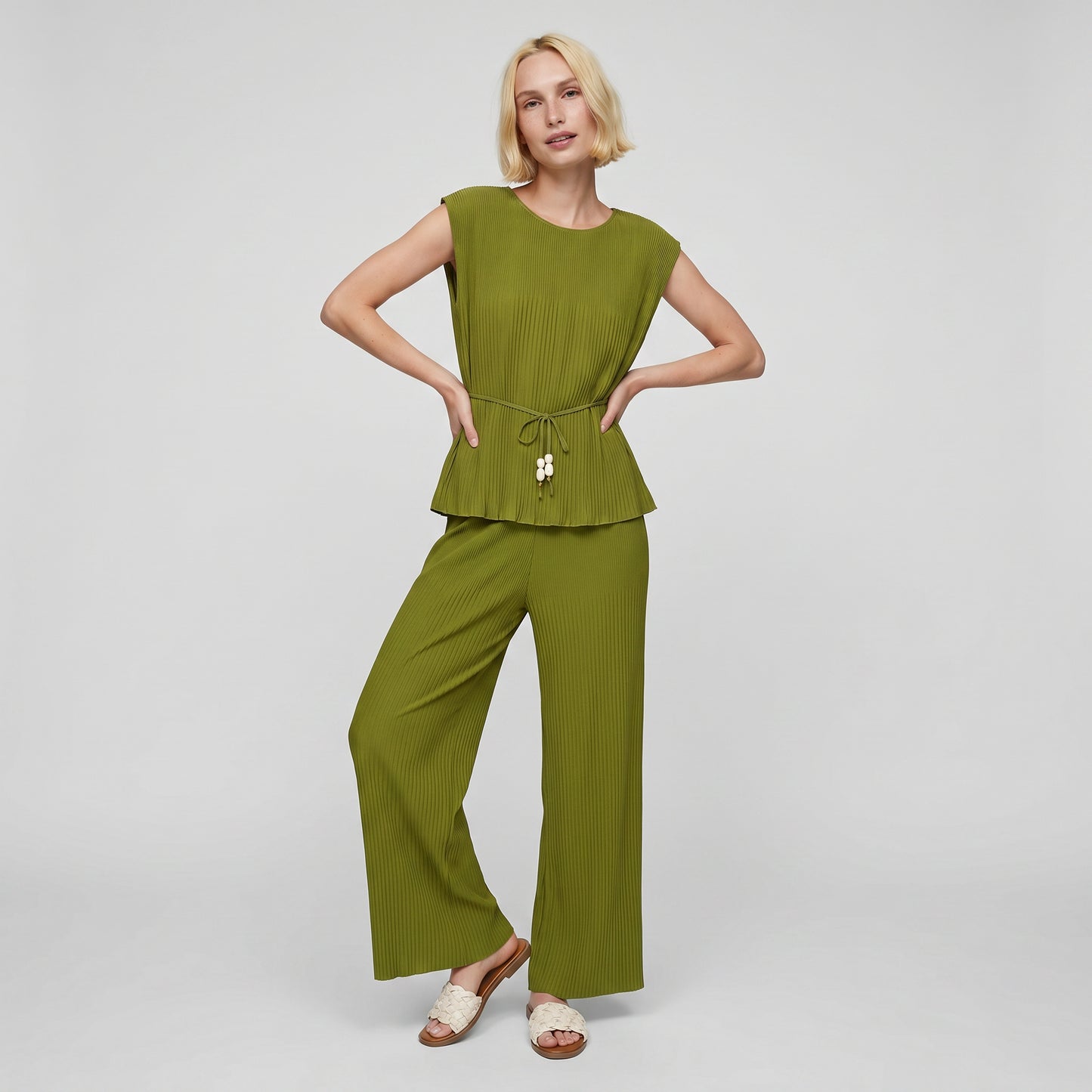 Pleated Soft Ribbed Pants - Green