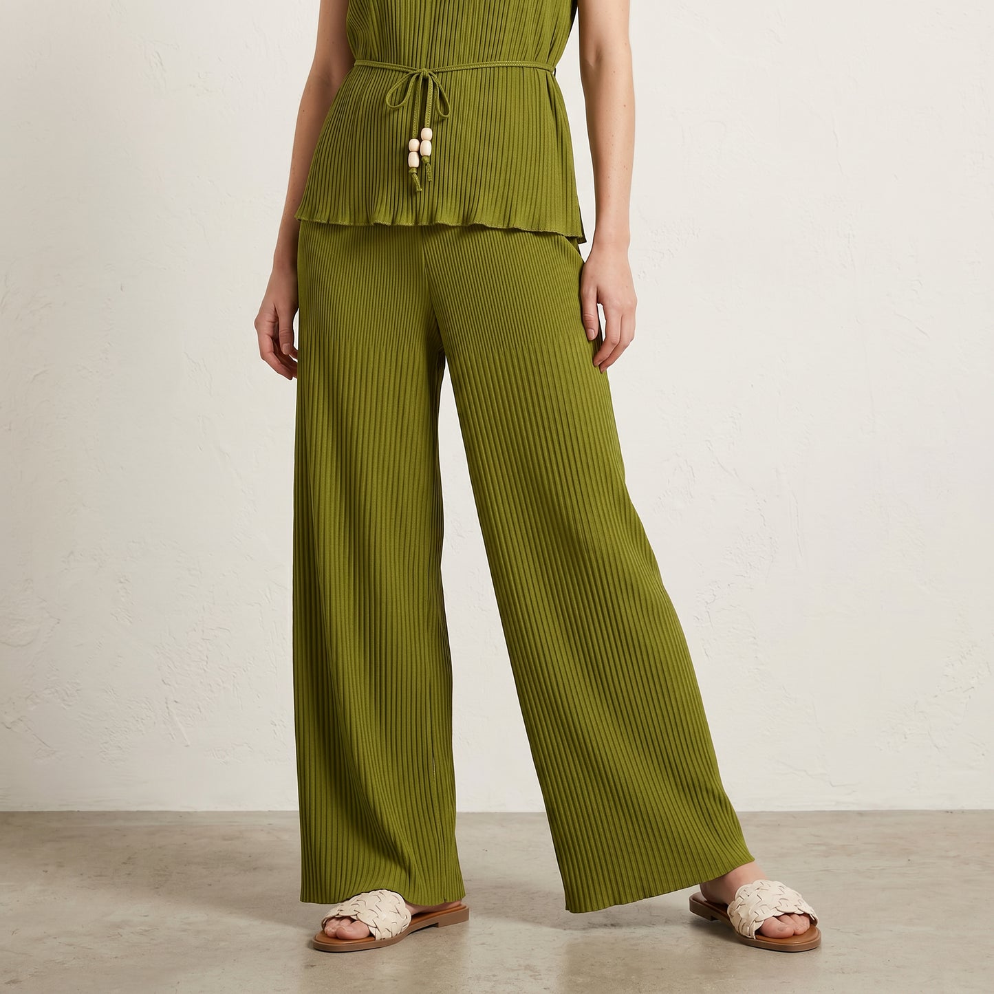 Pleated Soft Ribbed Pants - Green