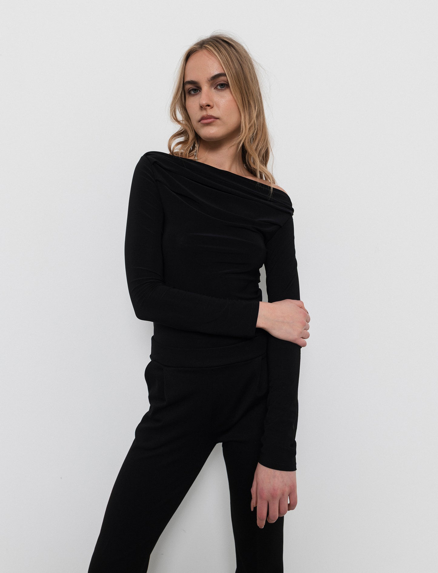 Body con scollo a barca - Nero