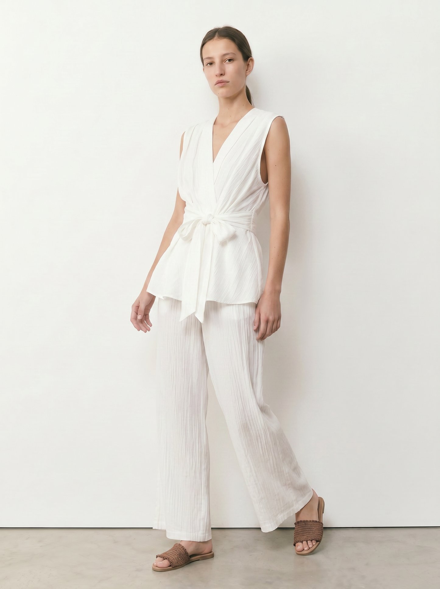 TOP GIROMANICA CON SCOLLO A V - Bianco