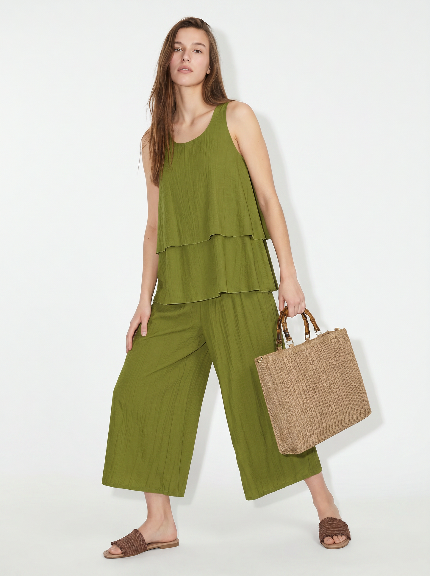 TOP GIROMANICA CON SCOLLO ROTONDO - Verde