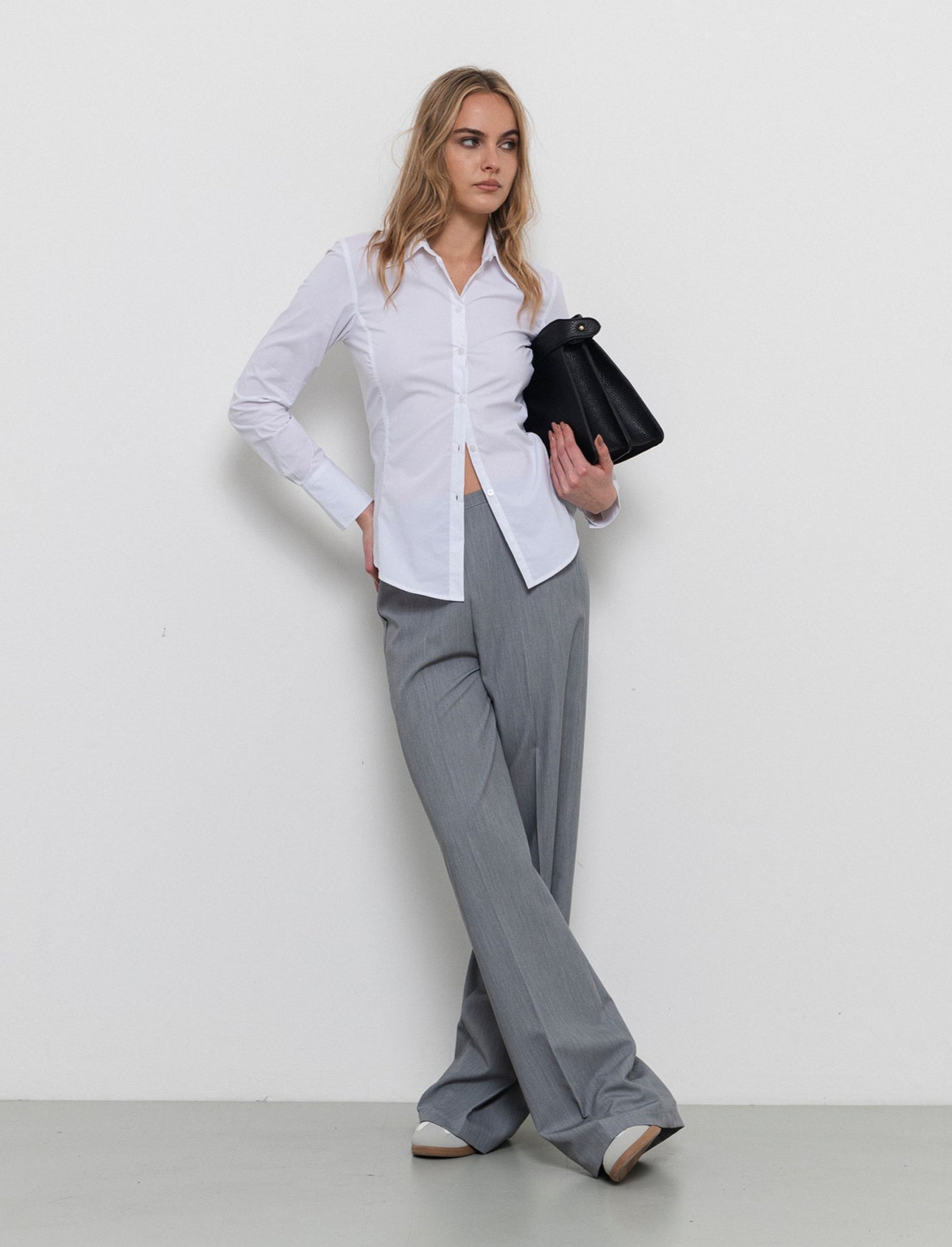 Pantalone palazzo con tessuto fluido - Grigio