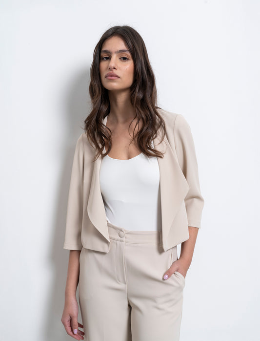 Giacca corta con bavaro largo - Beige