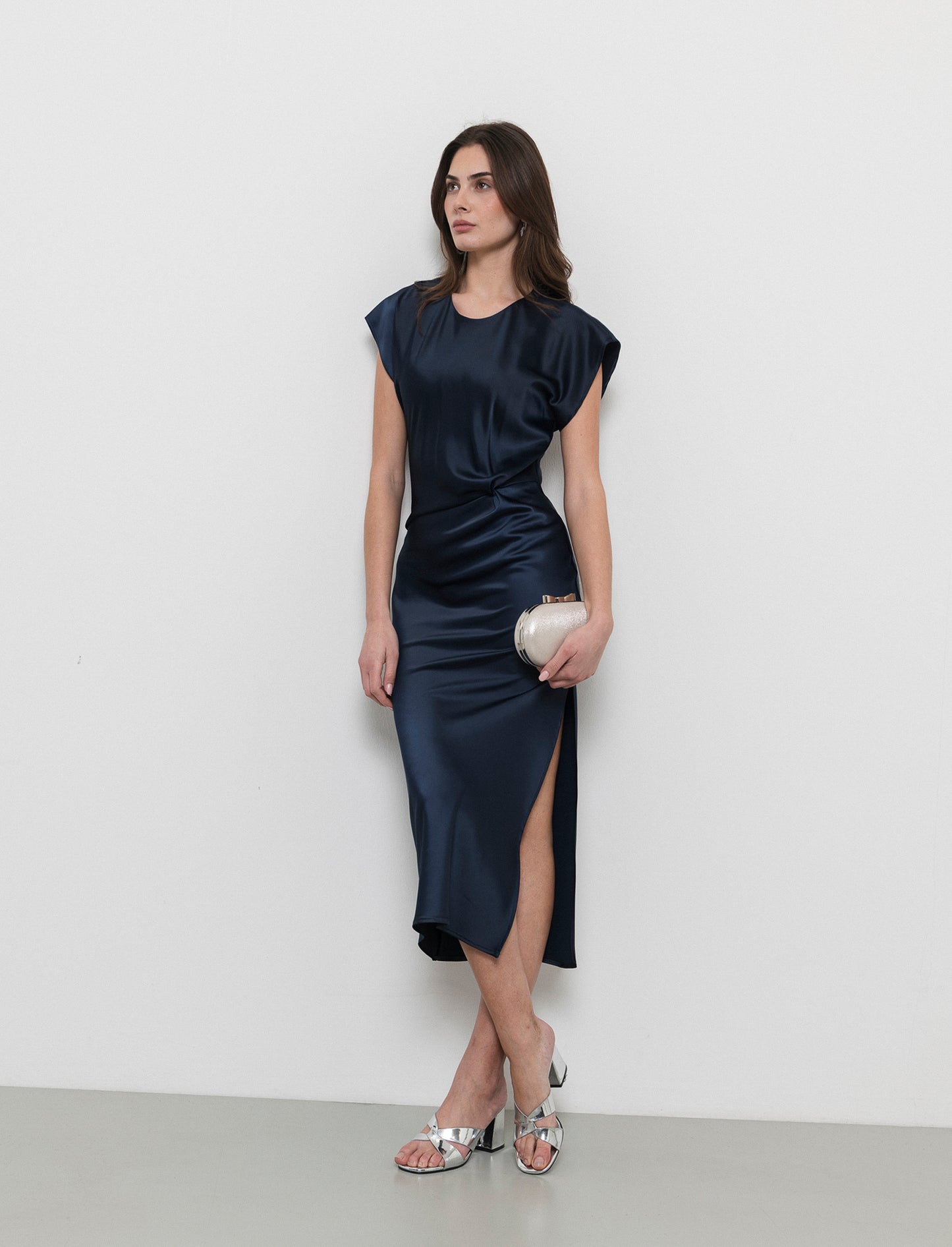 Vestito smanicato di raso - Blu