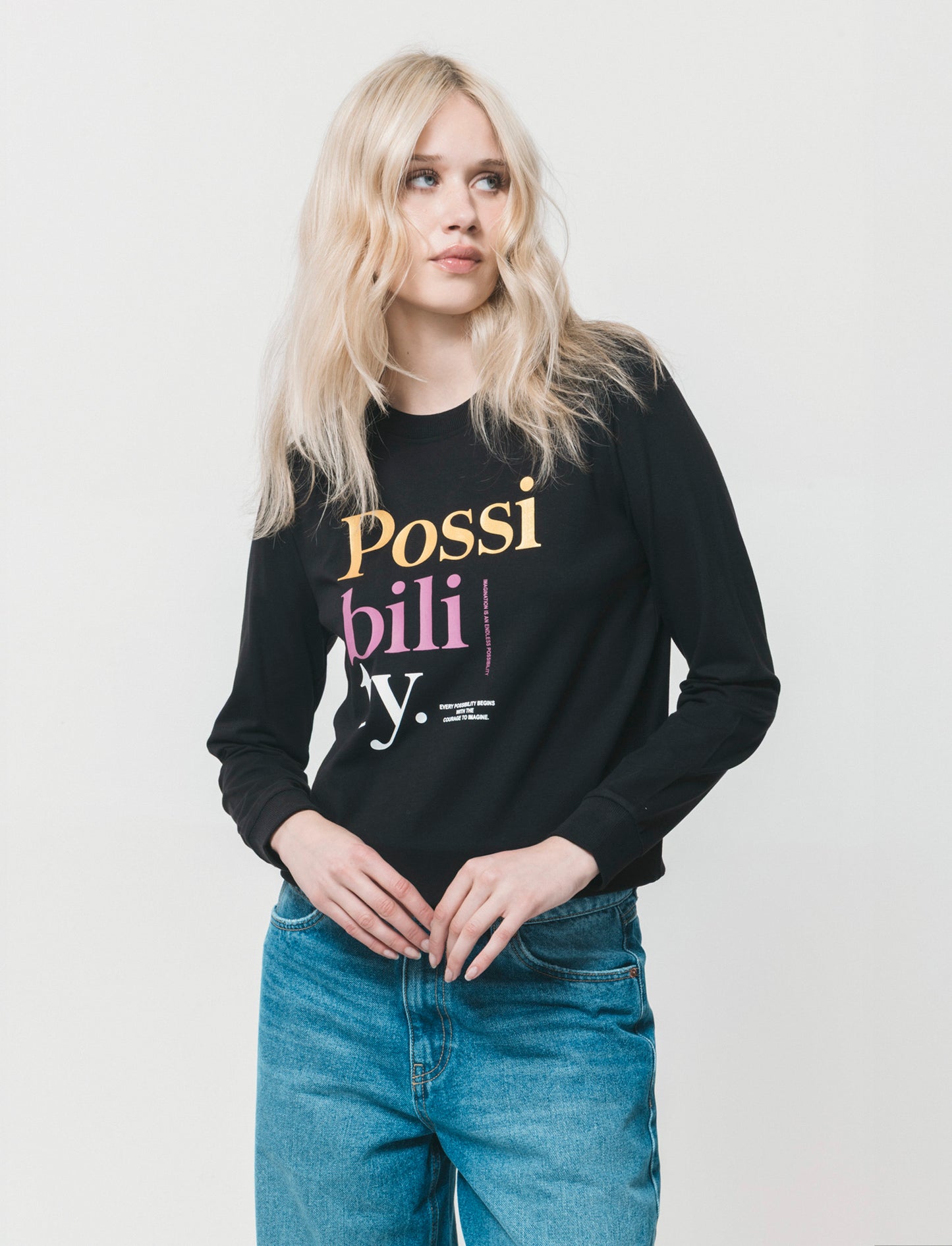 T-Shirt Manica Lunga con Stampa Frontale - Nero
