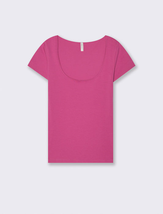 Basic T-Shirt with Square Neckline - Fuxia