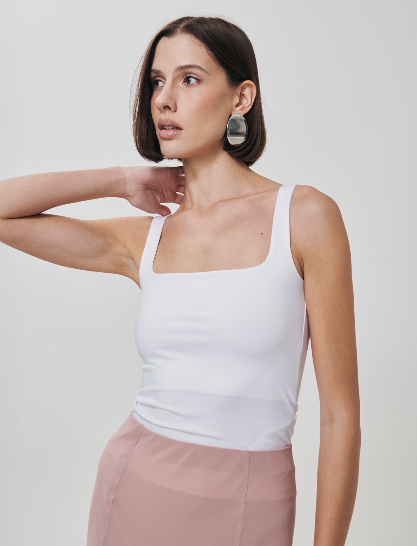 Top con spallina larga e scollo V cut-out - Bianco latte