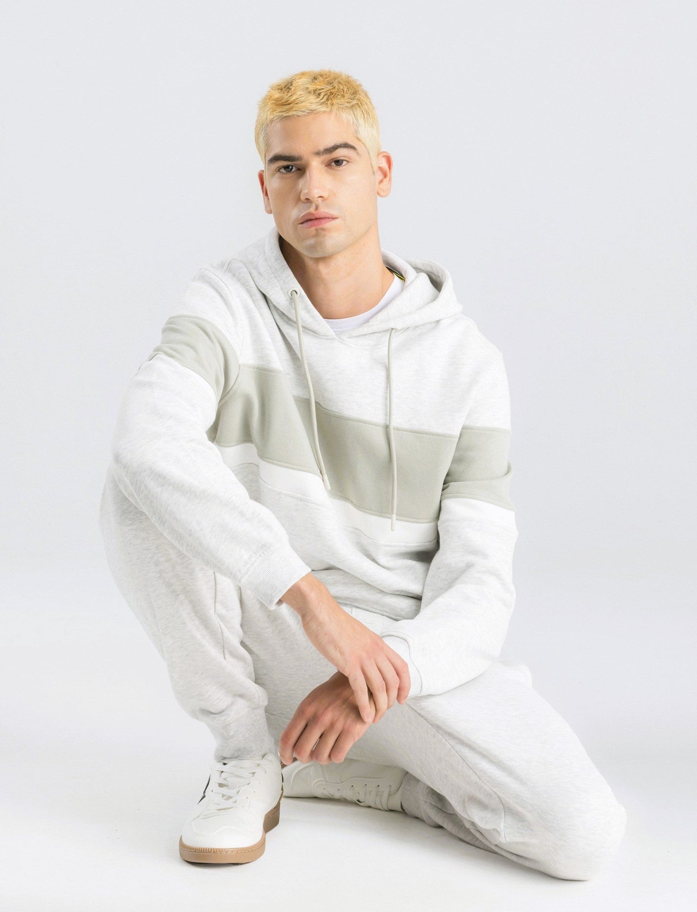PANTALONI JOGGER IN FELPA CON STAMPA FLOCK - Grigio mel.