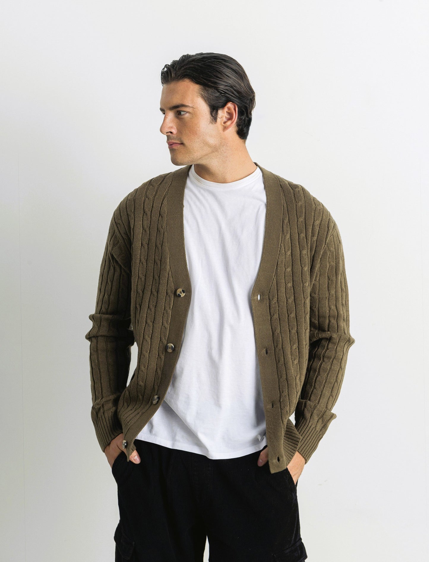 MAGLIA CARDIGAN A TRECCE: - Grigio fango