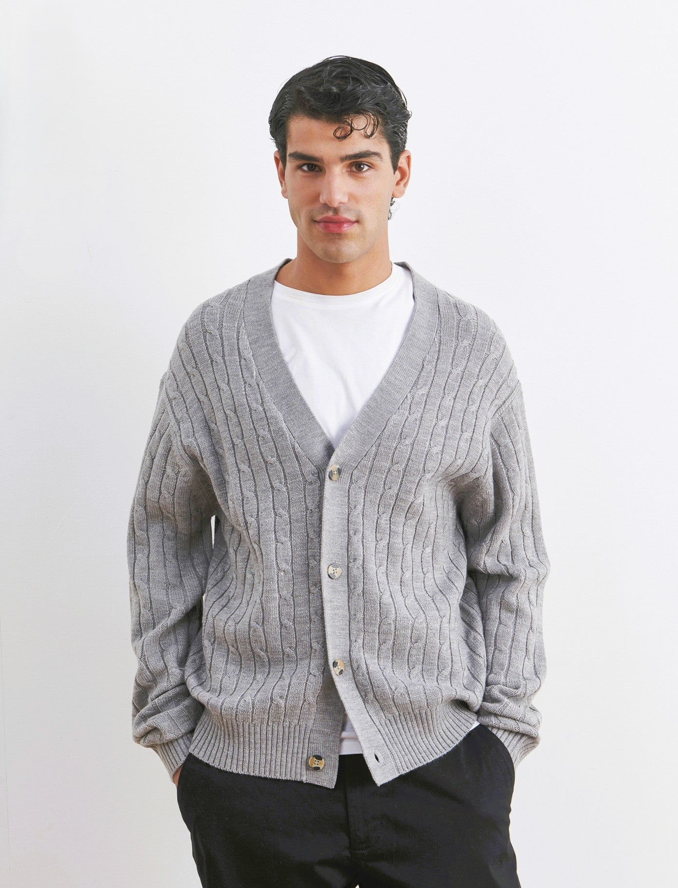 MAGLIA CARDIGAN A TRECCE: - Grigio mel.