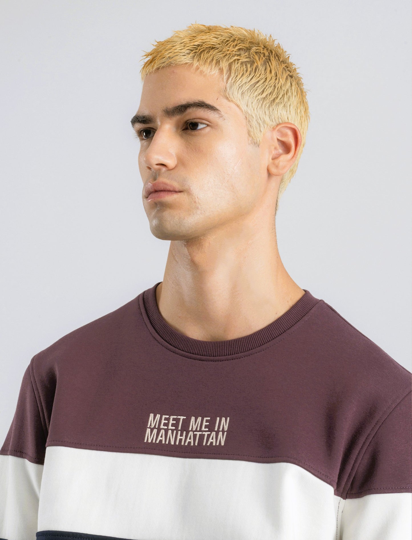 FELPA CON RICAMO E  FASCIA CONTRASTO - Bordeaux