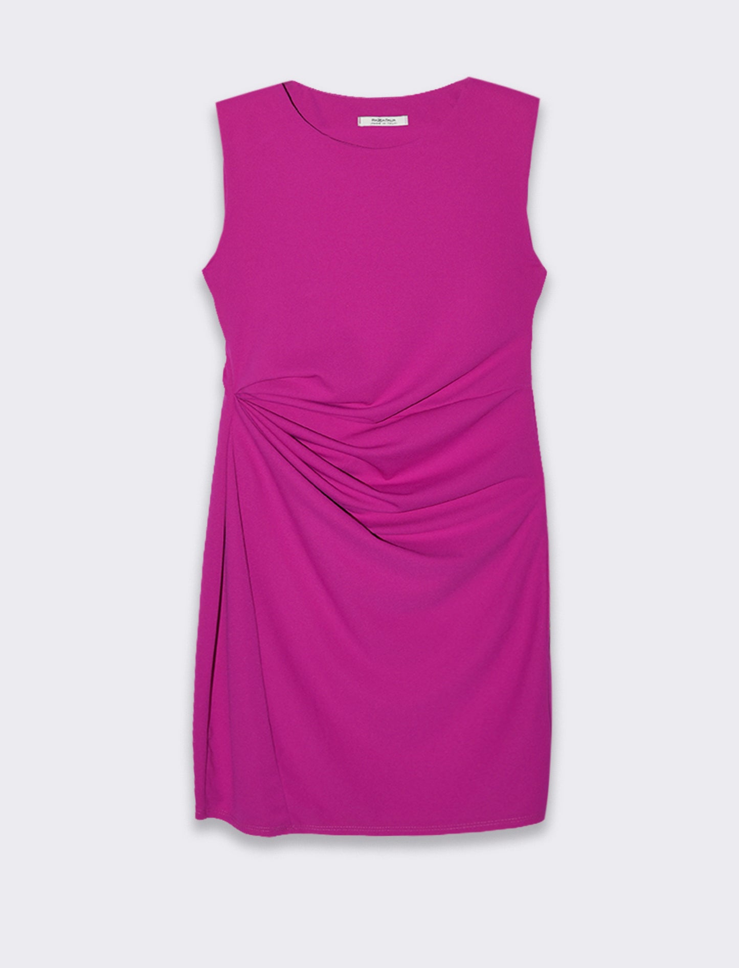Vestito in tessuto elastico, arriccio sul fianco. - Fuxia