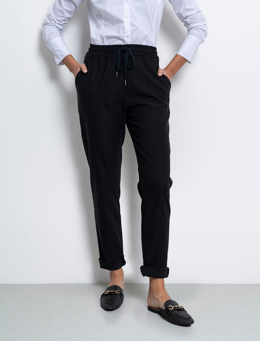 Pantalone in tessuto elasticizzato con coulisse in vita - Nero
