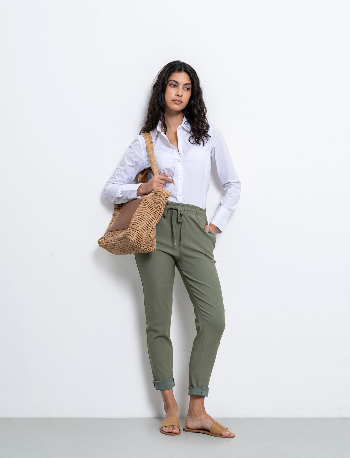 Pantalone in tessuto elasticizzato con coulisse in vita - Ve.milit.