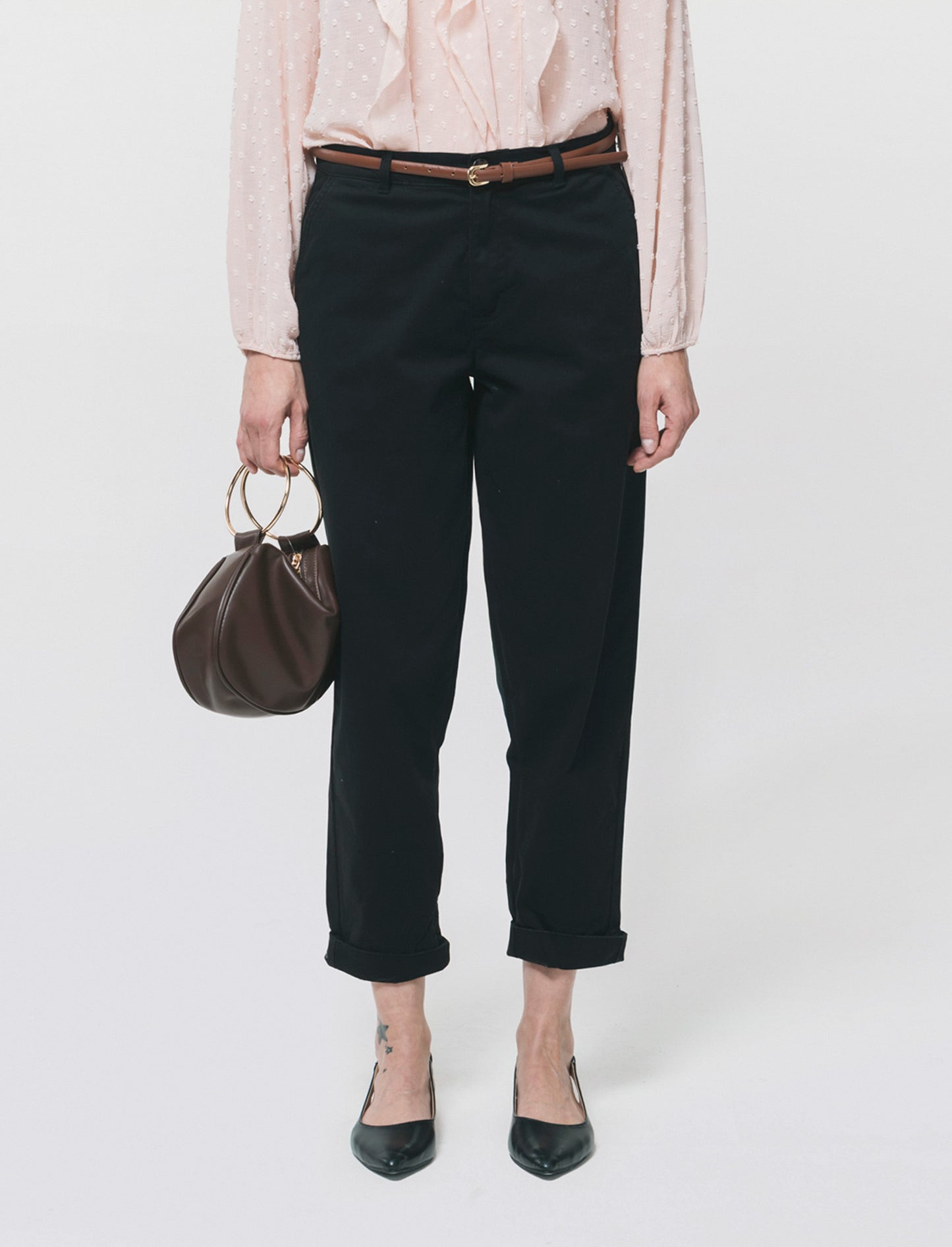 Pantalone Chino con Cintura e Risvolti - Nero