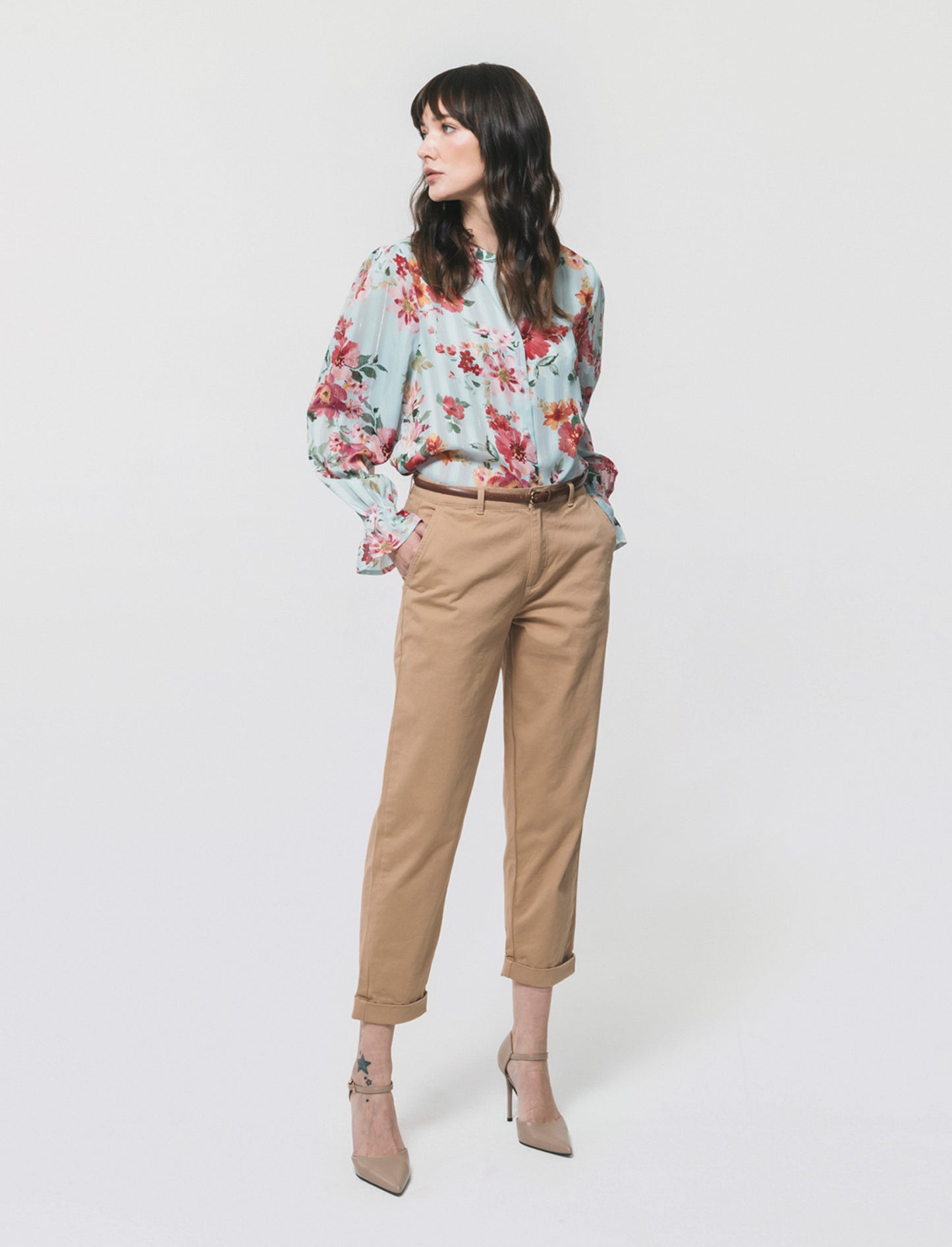 Pantalone Chino con Cintura e Risvolti - Cammello