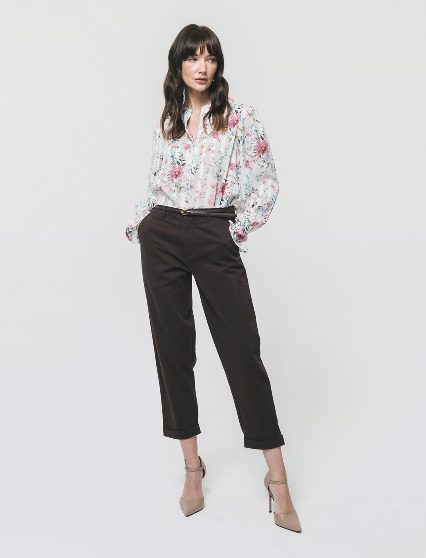 Chino Pants with Belt and Cuffs - Brown